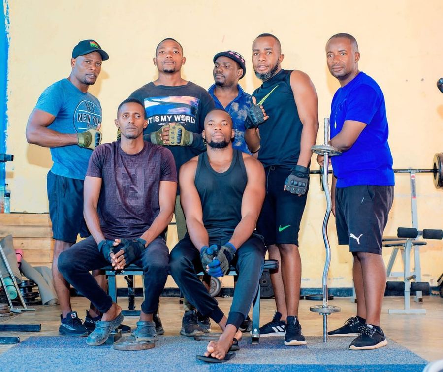 VMC Xtreme members training together